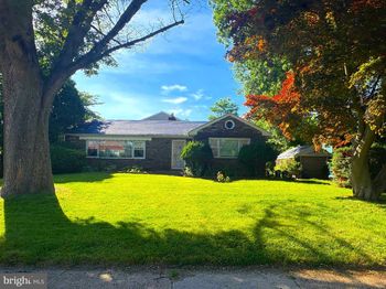 1021 E Vernon Road