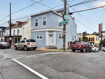 182 Dupont Street
