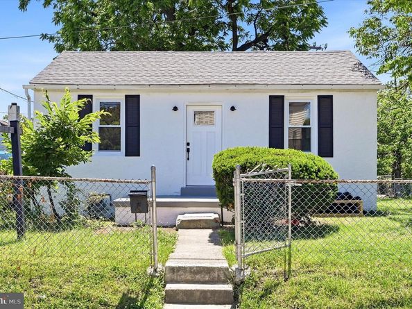 1022 Lawnton Terrace, Glenolden PA 19036