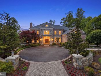 7818 Crownhurst Court