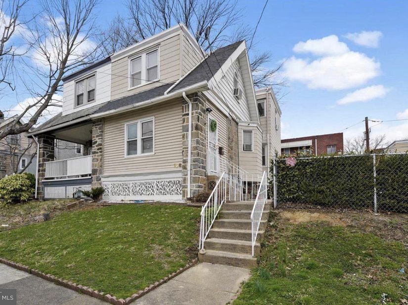 106 Ashby Road, Upper Darby PA 19082