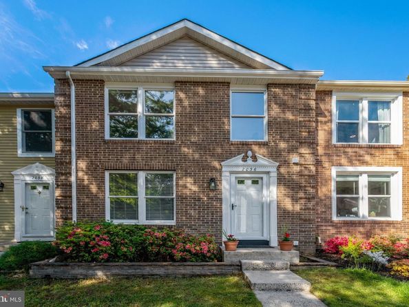 2036 Brooks Square Place, Falls Church VA 22043