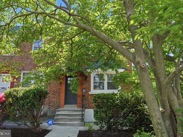 1100 E Phil Ellena Street, Philadelphia PA 19150