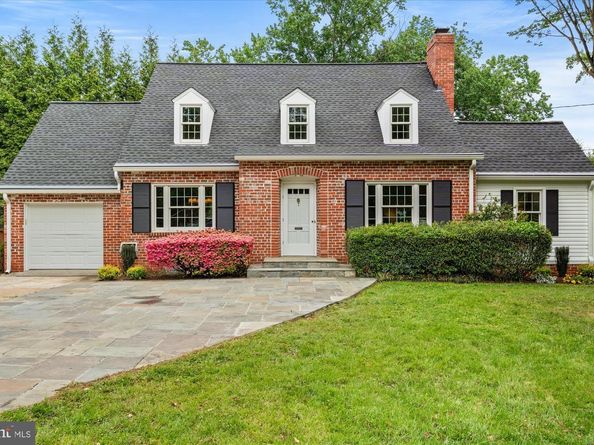 5511 Bradley Boulevard, Bethesda MD 20814