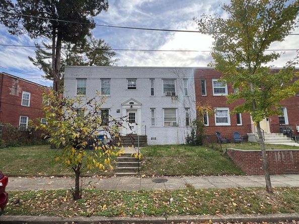 411 Lebaum Street SE, Washington DC 20032