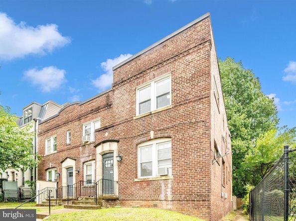 1307-1309 Holbrook Street NE, Washington DC 20002