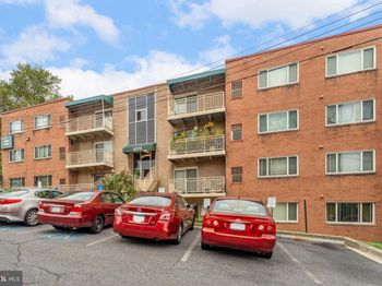 4270 East Capitol Street NE