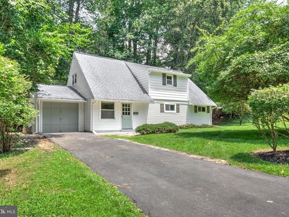 8407 Hull Drive, Glenside PA 19038