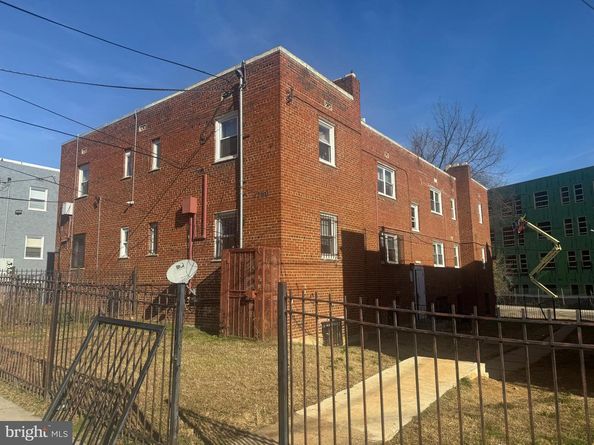 4250 6TH Street SE, Washington DC 20032