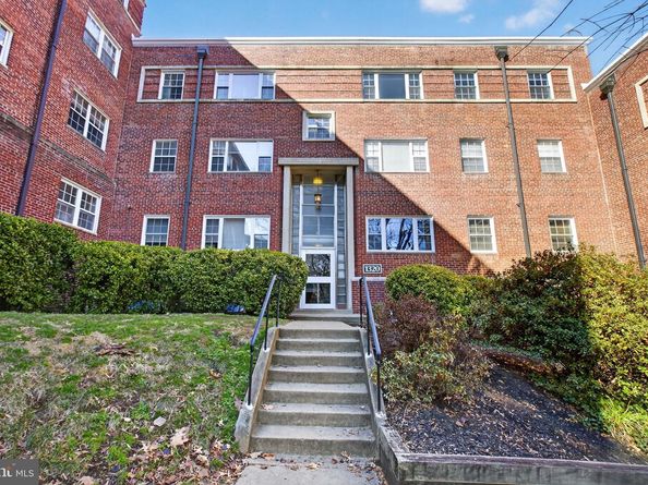 1320 N Fort Myer Drive N 824, Arlington VA 22209