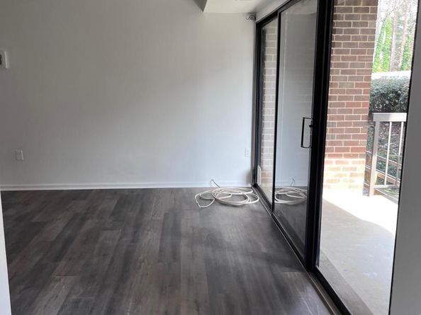 9710 Kingsbridge Drive 104, Fairfax VA 22031