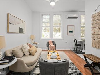 3039 Macomb Street NW