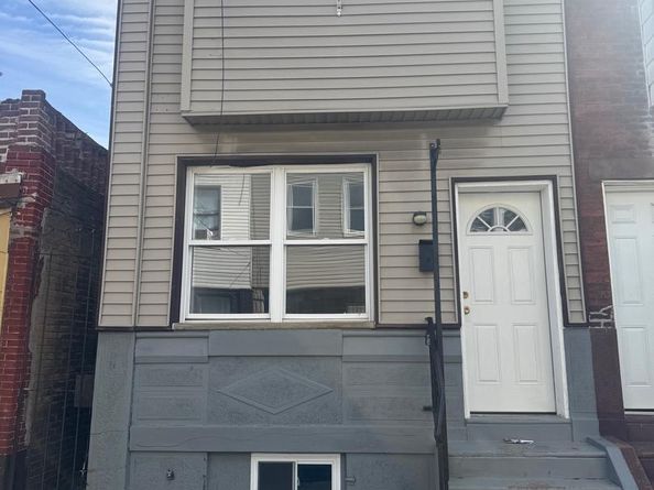 1609 S Etting Street, Philadelphia PA 19145