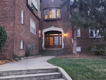 222 Farragut Street NW