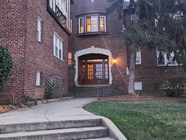 222 Farragut Street NW 105, Washington DC 20011