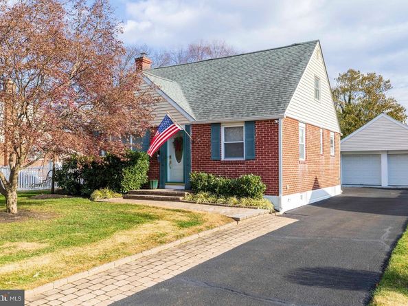 603 Orchard Way, Hatboro PA 19040