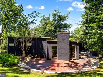 104 E Bells Mill Road