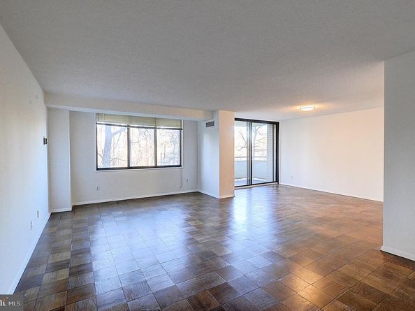 5225 Pooks Hill Road 324N, Bethesda MD 20814