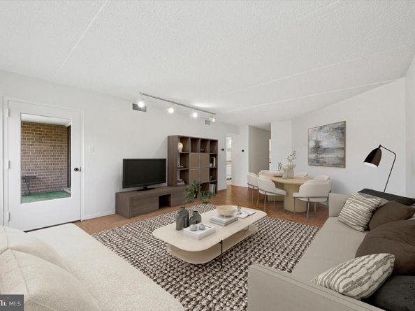 19 Rock Hill Road 7D, Bala Cynwyd PA 19004