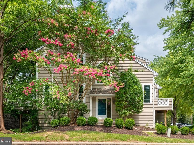 53 Cabot Drive, Chesterbrook PA 19087