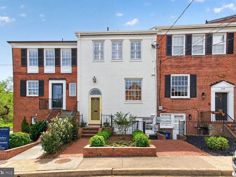 204 Green Street, Alexandria VA 22314