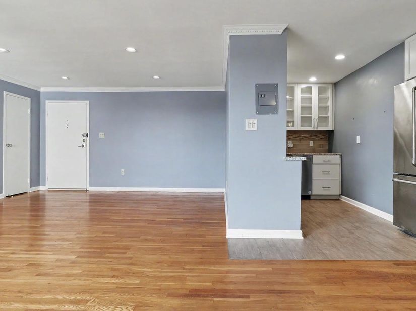 2016 N Adams Street 812, Arlington VA 22201