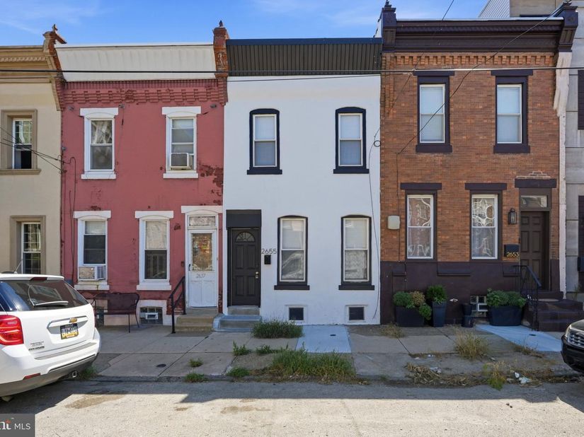 2655 Cedar Street, Philadelphia PA 19125