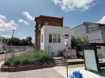 200 N 52nd Street