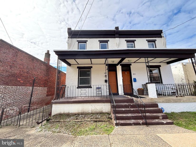 306 S 3rd Street, Darby PA 19023