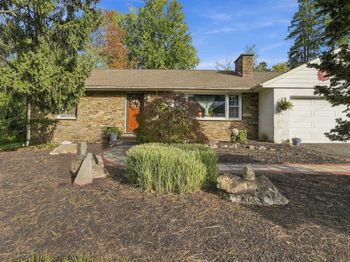 1483 Easton Road