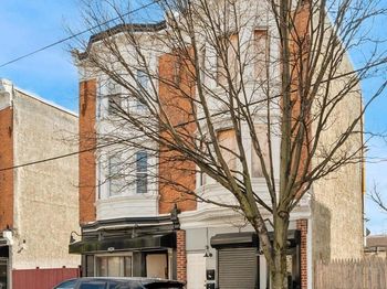 6028 Lansdowne Avenue