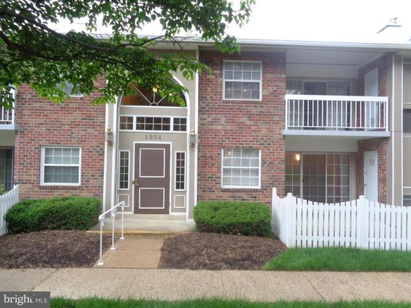 1954 Kennedy Drive 104, Mclean VA 22102