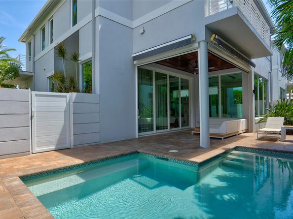 3200 NE 26th St, Fort Lauderdale FL 33305