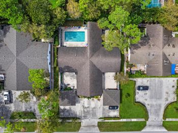 1577 Hawthorne Place