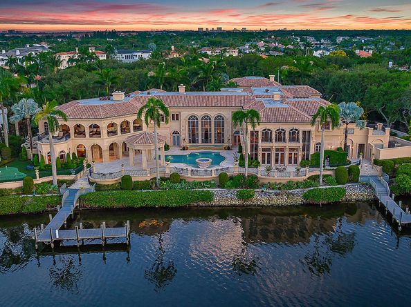 209 Commodore Drive, Jupiter FL 33477