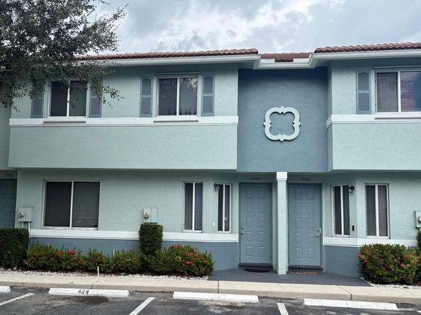 1966 Alamanda Way, Riviera Beach FL 33404