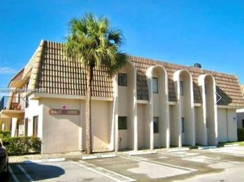 10916 Royal Palm Boulevard