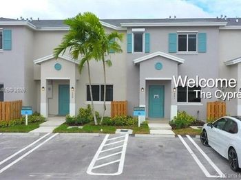 445 NW 12th Avenue