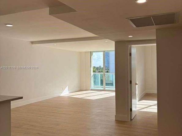 19390 Collins Avenue 520, Sunny Isles Beach FL 33160