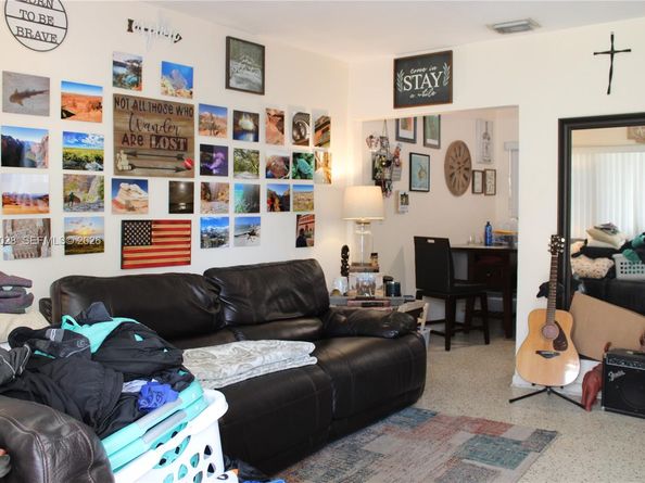 1022 NW 22nd Place, Miami FL 33125