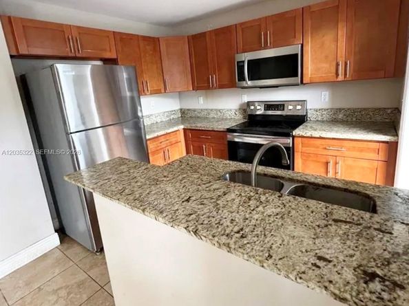 1999 NW 5th Place 2, Miami FL 33136