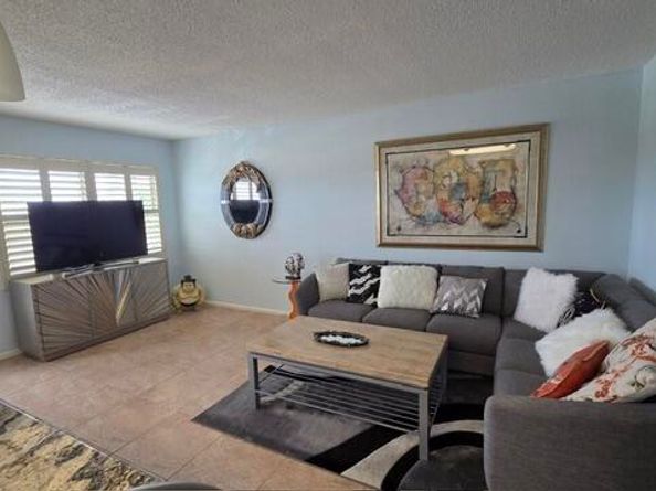 4030 Rexford B, Boca Raton FL 33434