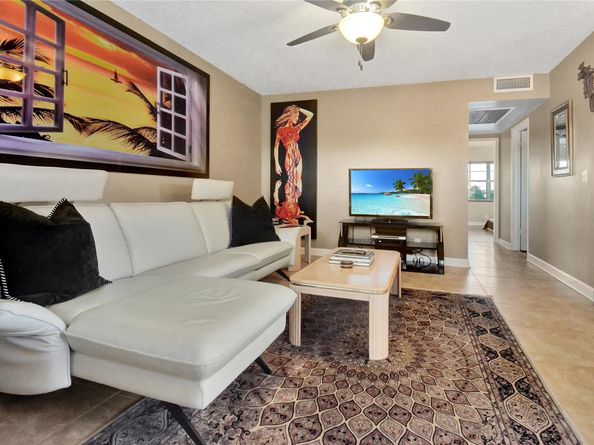 33 Fanshaw A 33, Boca Raton FL 33434