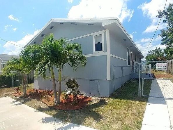 1488 W 31st Street, Riviera Beach FL 33404