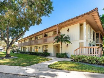 606 Brackenwood Cove