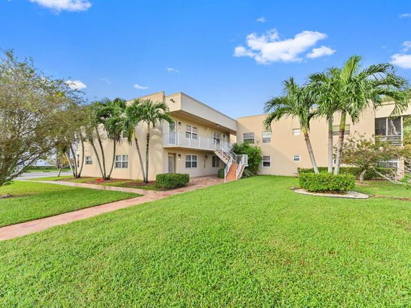 862 Normandy R, Delray Beach FL 33484