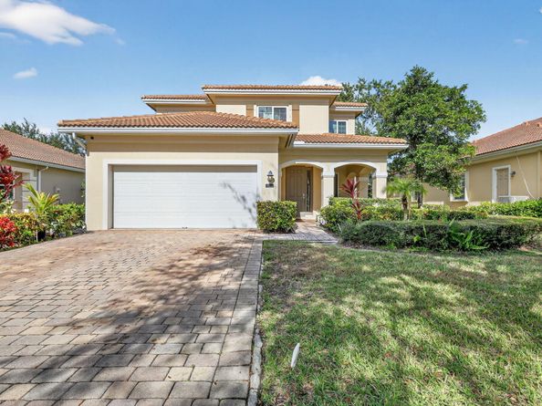 6720 Osage Circle, Greenacres FL 33413