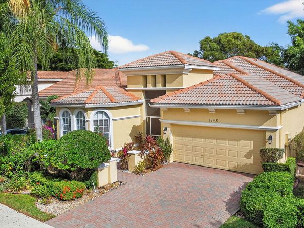 1848 Via Castello, Wellington FL 33411