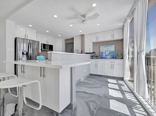 720 Bayshore Dr 202, Fort Lauderdale FL 33304