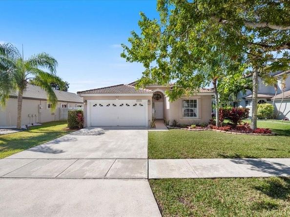 17646 10th st., Pembroke Pines FL 33029